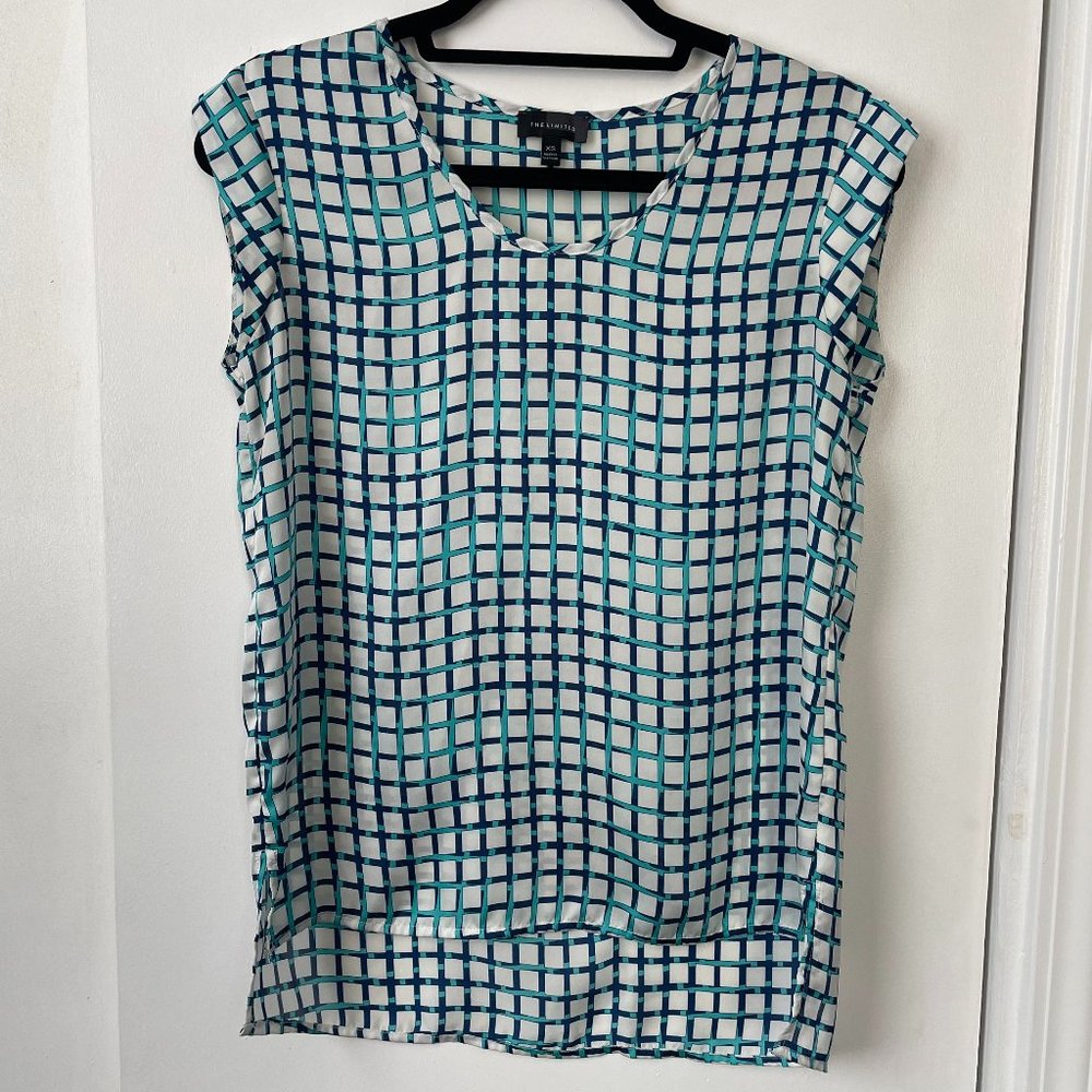 The Limited XS blue patterned cap sleeve blouse